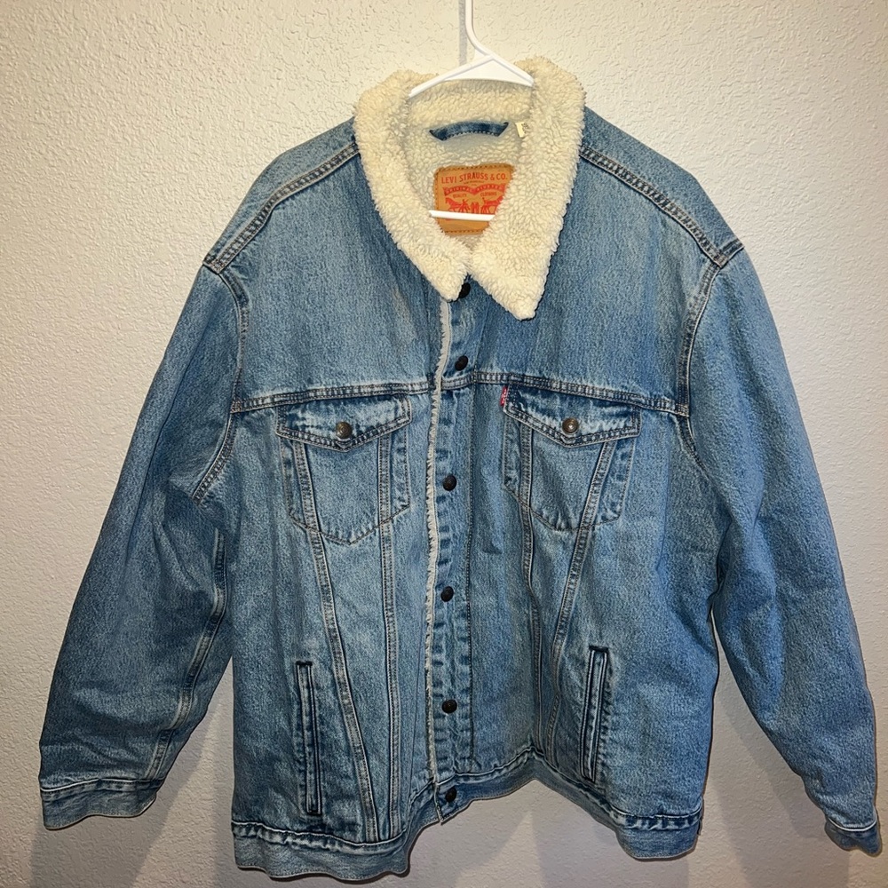3XL Levi strauss & co jean jacket with fur lining